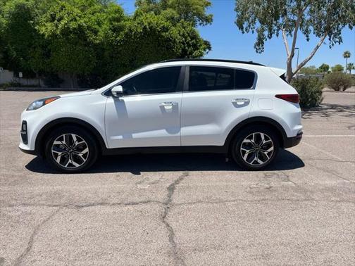 2022 Kia Sportage EX