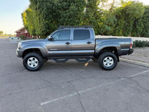 2014 Toyota Tacoma Base