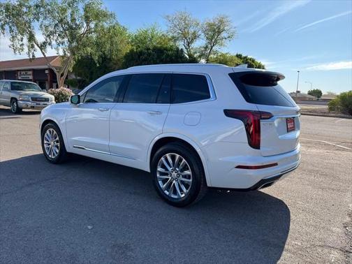 2021 Cadillac XT6 Premium Luxury FWD