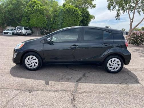 2016 Toyota Prius c Four
