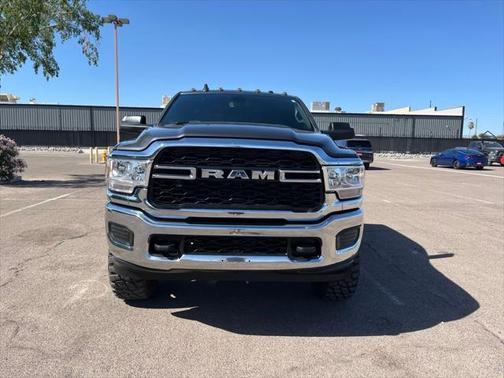 2022 RAM 3500 Tradesman Crew Cab 4x4 8' Box