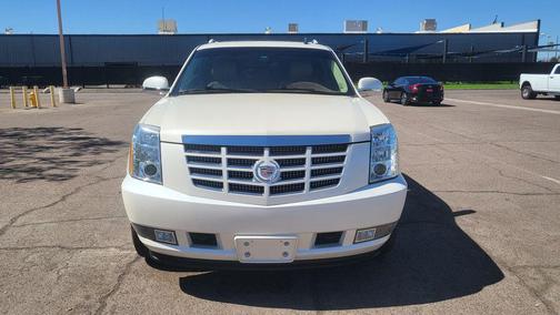 White Diamond Tricoat 2013 Cadillac Escalade EXT Premium