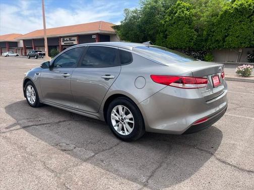 2017 Kia Optima LX