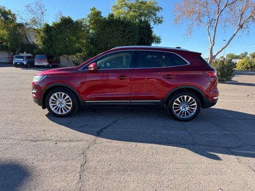 2015 Lincoln MKC Base
