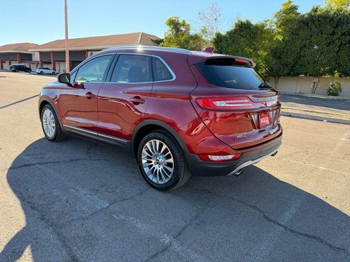 2015 Lincoln MKC Base