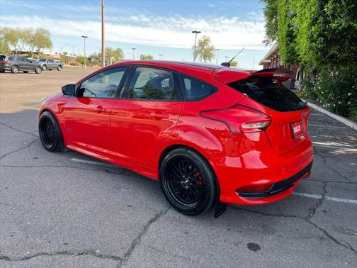 2017 Ford Focus ST