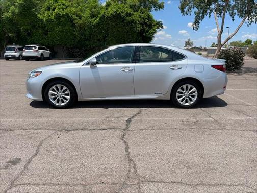 2013 Lexus ES 300h Base