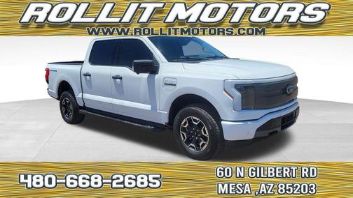 Oxford White 2022 Ford F-150 Lightning XLT