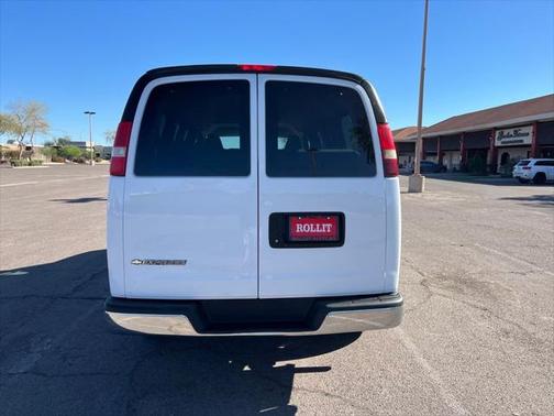 2017 Chevrolet Express 2500 LT