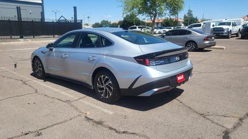 Aero Silver 2026 Hyundai SONATA Hybrid Base