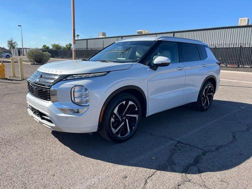 2022 Mitsubishi Outlander SEL 2.5 2WD