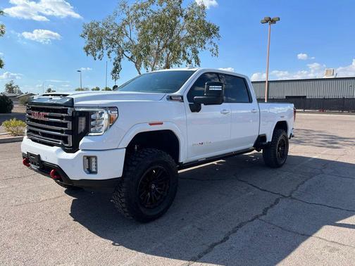 2022 GMC Sierra 2500 AT4
