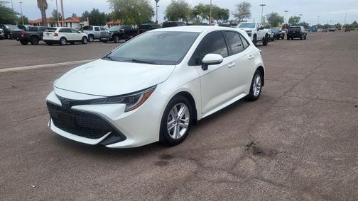 Blizzard Pearl 2019 Toyota Corolla SE