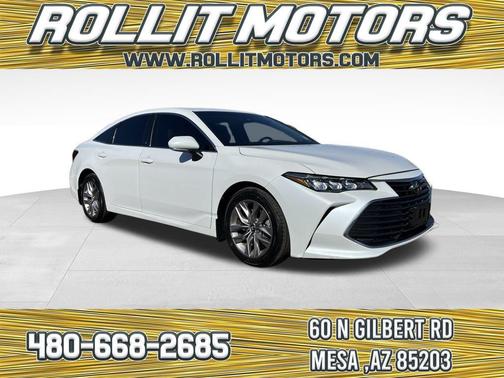 2019 Toyota Avalon XLE