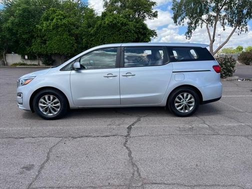 2019 Kia Sedona L