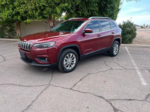 2021 Jeep Cherokee Latitude Lux