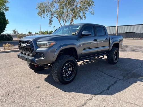2018 Toyota Tacoma SR5