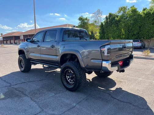 2018 Toyota Tacoma SR5