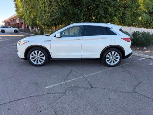 2019 INFINITI QX50 ESSENTIAL