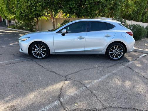 2018 Mazda Mazda3 Grand Touring