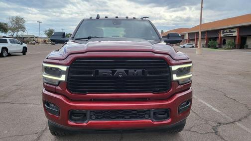 2020 RAM 2500 Laramie Crew Cab 4X4 6'4' Box
