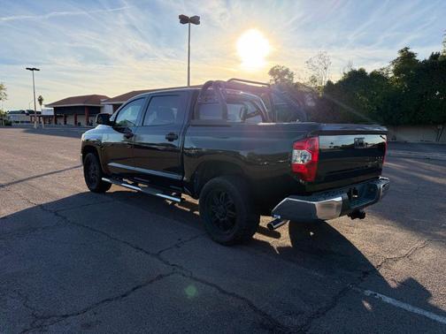 2014 Toyota Tundra SR5