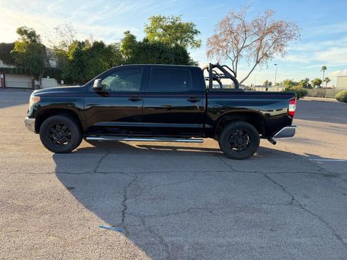 2014 Toyota Tundra SR5