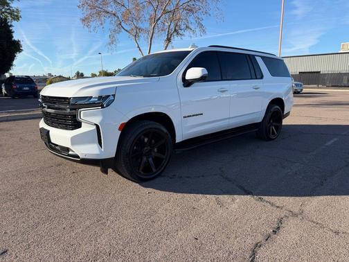 2021 Chevrolet Suburban RST
