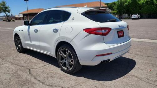 2017 Maserati Levante Base