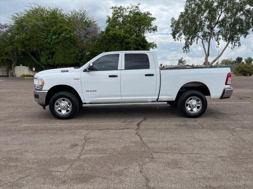 2019 RAM 2500 Tradesman Crew Cab 4x4 6'4' Box