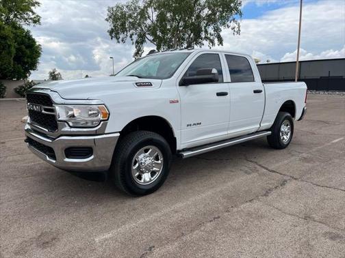 2019 RAM 2500 Tradesman Crew Cab 4x4 6'4' Box