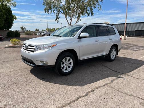 2013 Toyota Highlander SE