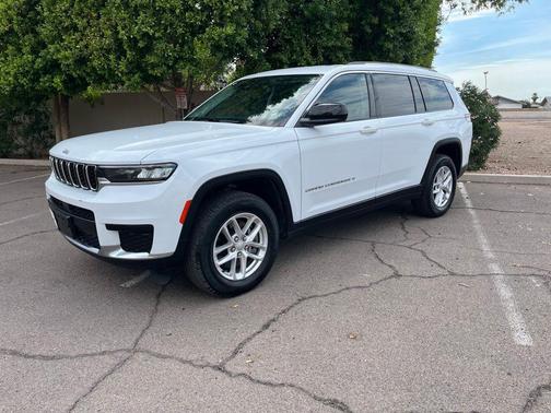 2023 Jeep Grand Cherokee L Laredo