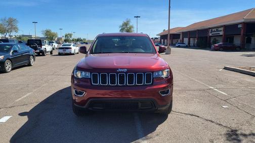 2022 Jeep Grand Cherokee Laredo