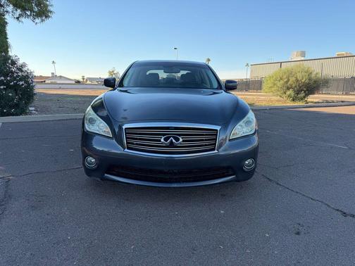 2011 INFINITI M37 Base