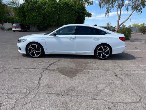 2022 Honda Accord Hybrid Base
