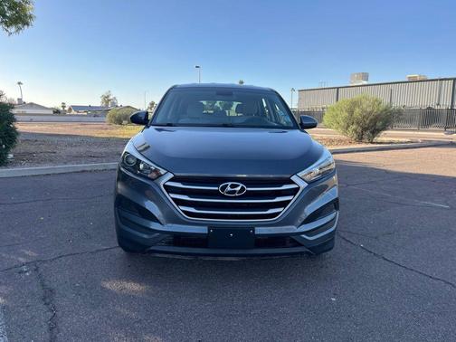 2018 Hyundai TUCSON SE