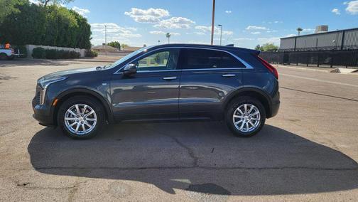 Shadow Metallic 2020 Cadillac XT4 Luxury
