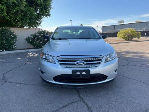 2011 Ford Taurus SE