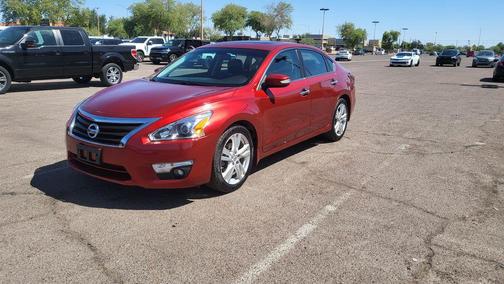 Cayenne Red 2015 Nissan Altima 3.5 SL