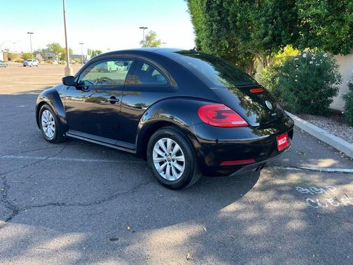 2016 Volkswagen Beetle 1.8T Wolfsburg Edition w/PZEV