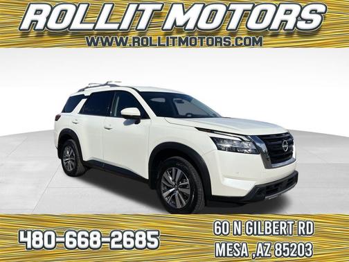 2023 Nissan Pathfinder SL 4WD