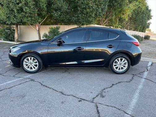 2016 Mazda Mazda3 i Sport
