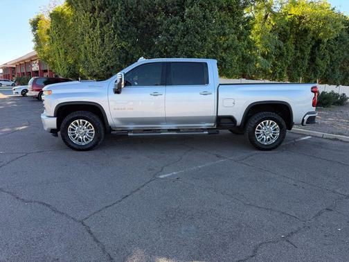 2022 Chevrolet Silverado 2500 High Country