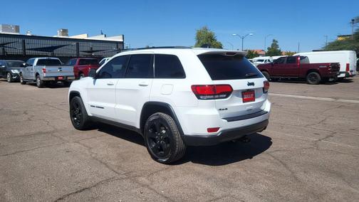 Bright White Clearcoat 2019 Jeep Grand Cherokee Upland