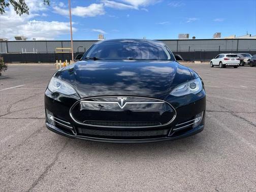 2014 Tesla Model S 85