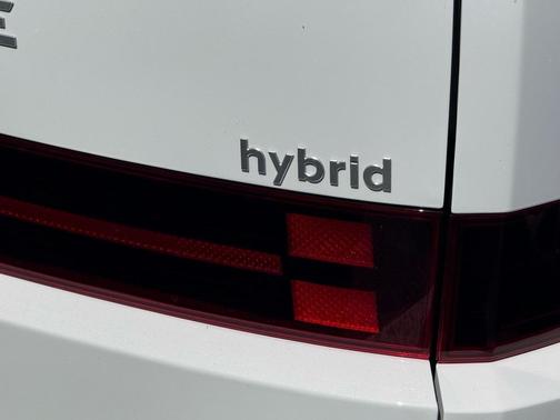 2026 Hyundai SANTA FE HEV SE