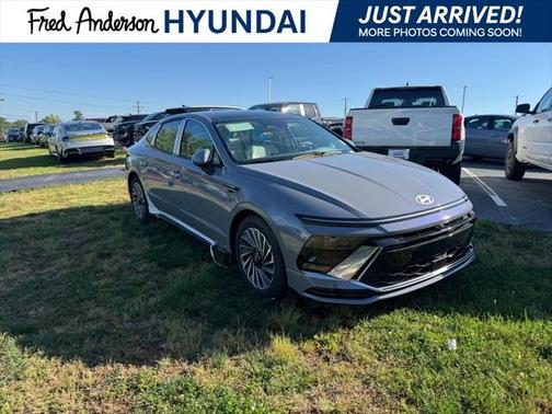 2025 Hyundai SONATA Hybrid Limited
