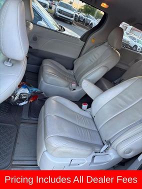 Silver Sky Metallic 2013 Toyota Sienna XLE