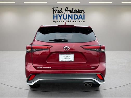 2022 Toyota Highlander XSE